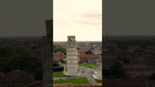 🇮🇹😱 ¡Llegando a la famosa Torre de Pisa!  #italy #travel #italia  #turismo  #viajes #pisa #drone